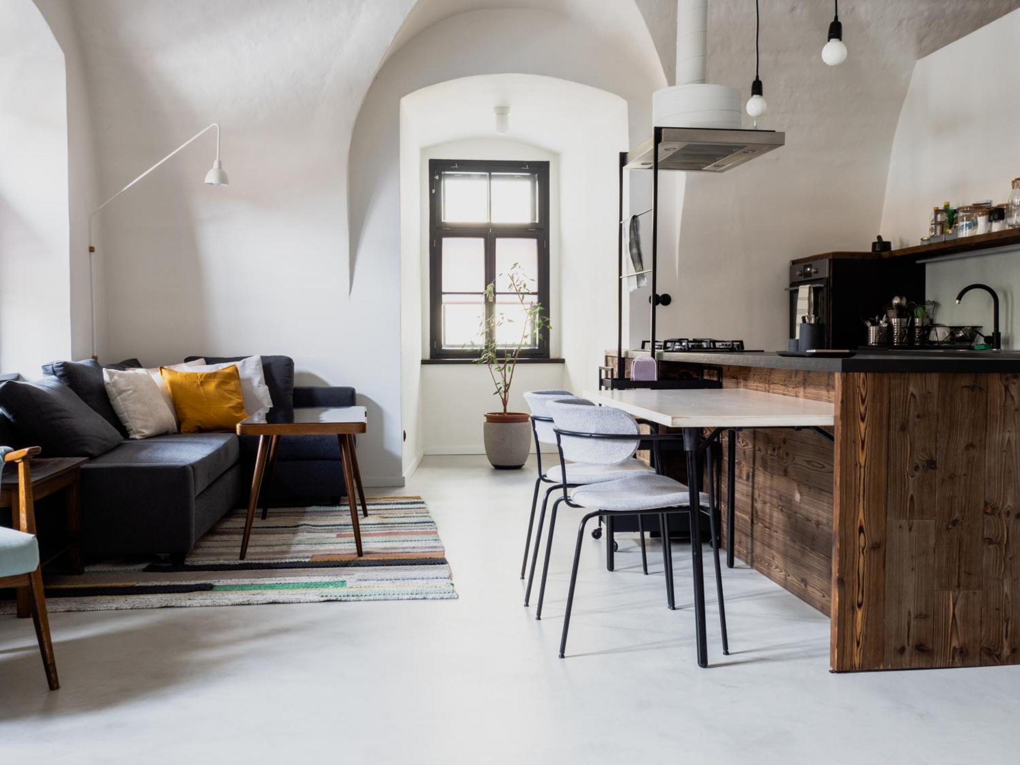 Long Story Short Hostel & Cafe Olomouc Exteriör bild
